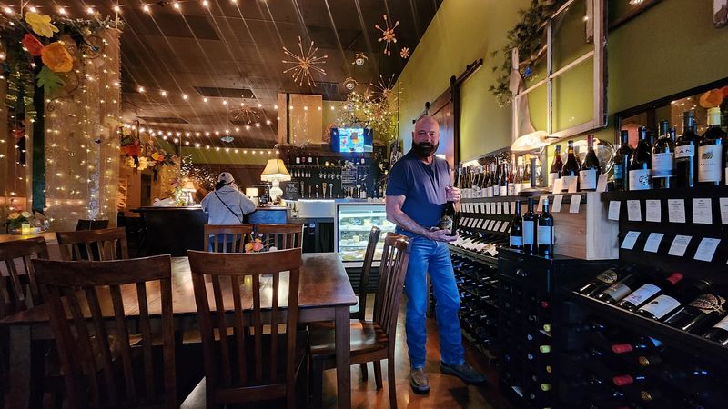 A Bistro That Earns Its Reputation Every Single Night A Bistro That Earns Its Reputation Every Single Night