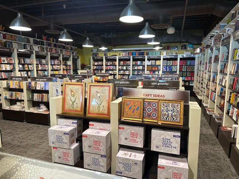 A Bookstore Where Six Languages Fill the Shelves A Bookstore Where Six Languages Fill the Shelves