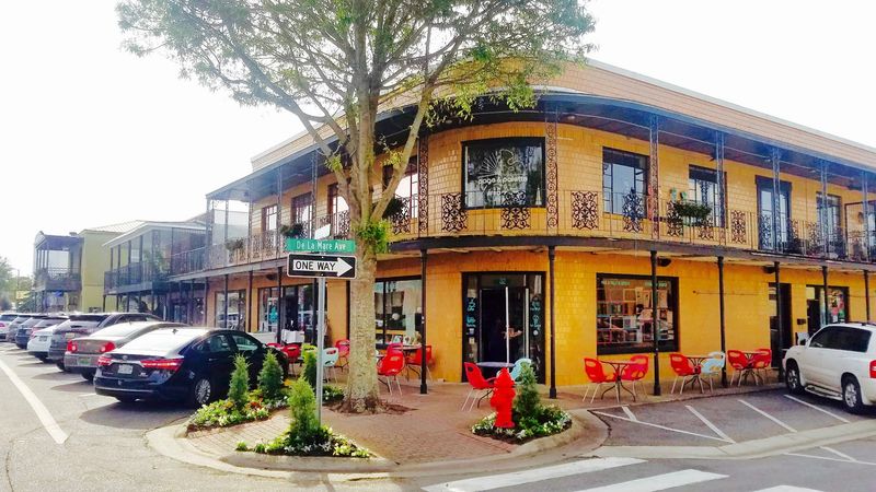 A Bookstore With Over Five Decades of Southern Soul A Bookstore With Over Five Decades of Southern Soul