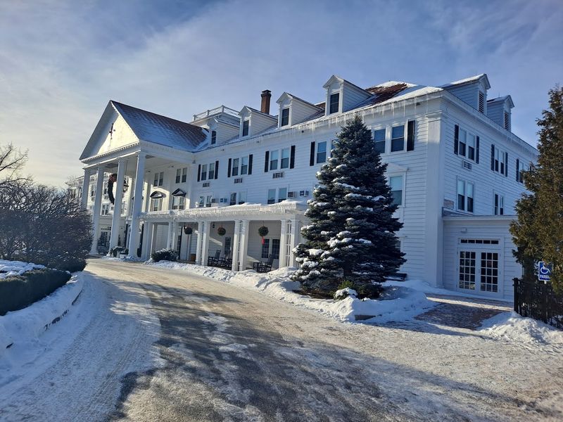 A Colonial Revival Beauty That Stops You in Your Tracks