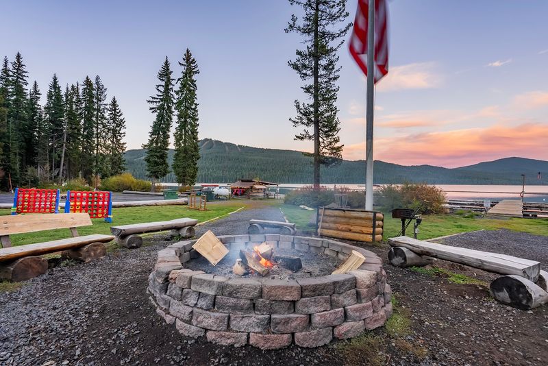 A Community Campfire Culture That Feels Genuinely Welcoming A Community Campfire Culture That Feels Genuinely Welcoming
