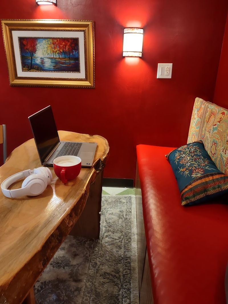 A Cozy Corner of Comfort A Cozy Corner of Comfort