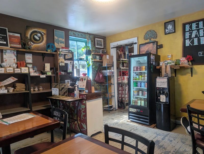 A Cozy Space That Feels Like Somebody's Home