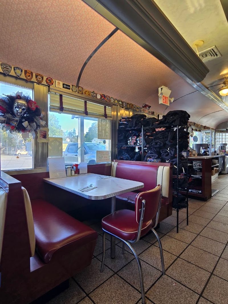 A Diner Seat With a Side of Cinematic Fame