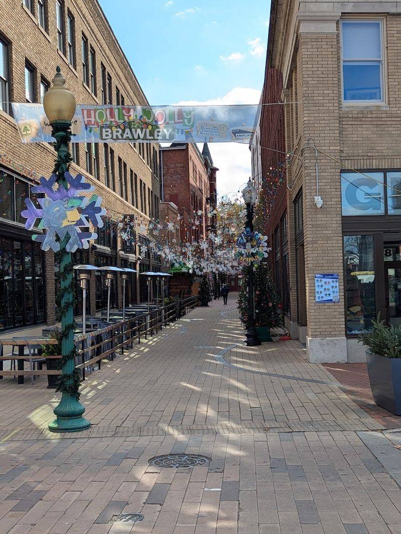 A District Where Architecture And Art Share The Stage