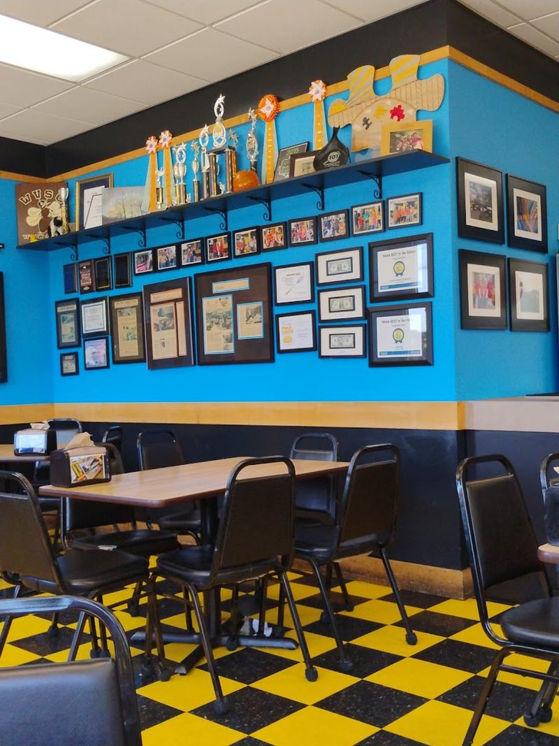 A Family-Owned Spot With A Local Institution Feel A Family-Owned Spot With A Local Institution Feel