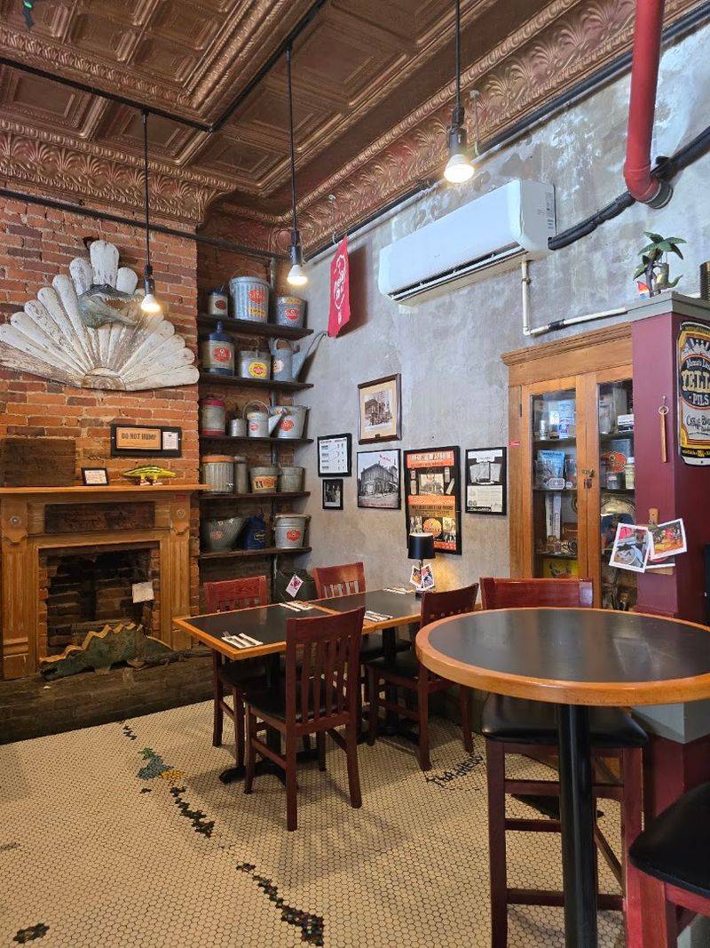 A Gem in the Historic Centre Market District