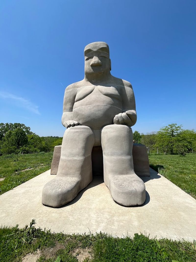 A Giant With No Official Introduction A Giant With No Official Introduction