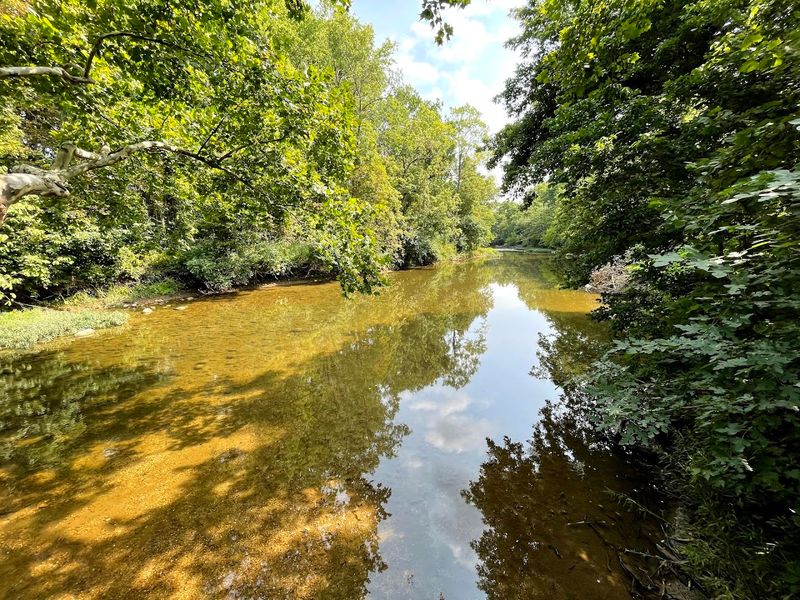 A Green Oasis of Parks and Trails A Green Oasis of Parks and Trails