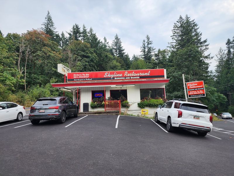 A Hilltop Hideaway Worth Every Mile of the Drive