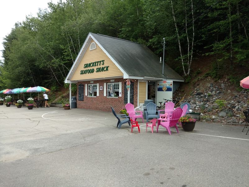 A Lakeside Legacy That Has Stood the Test of Time A Lakeside Legacy That Has Stood the Test of Time