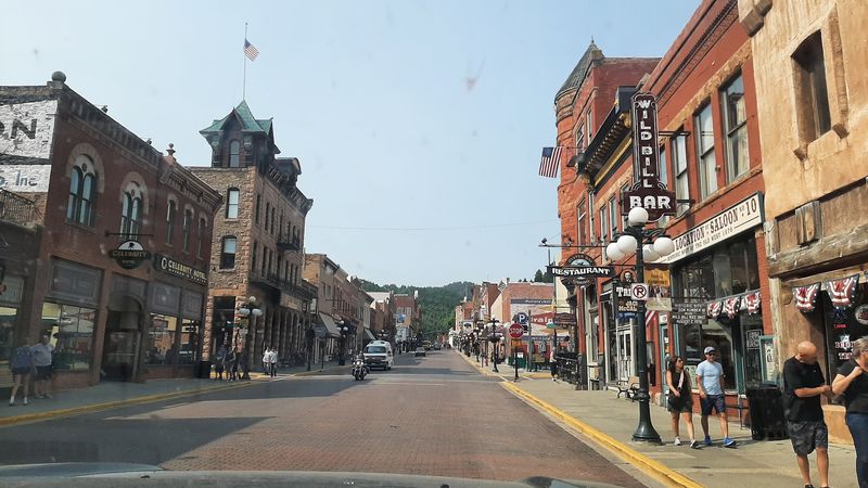 A Location That Puts You at the Center of Deadwood