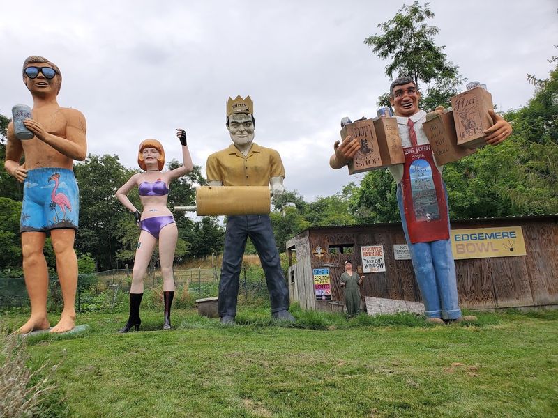 A Roadside Army Of Giant Fiberglass Figures A Roadside Army Of Giant Fiberglass Figures