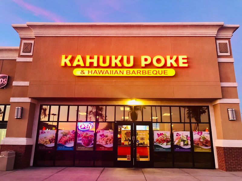 A Strip Mall Spot With Serious Island Soul A Strip Mall Spot With Serious Island Soul