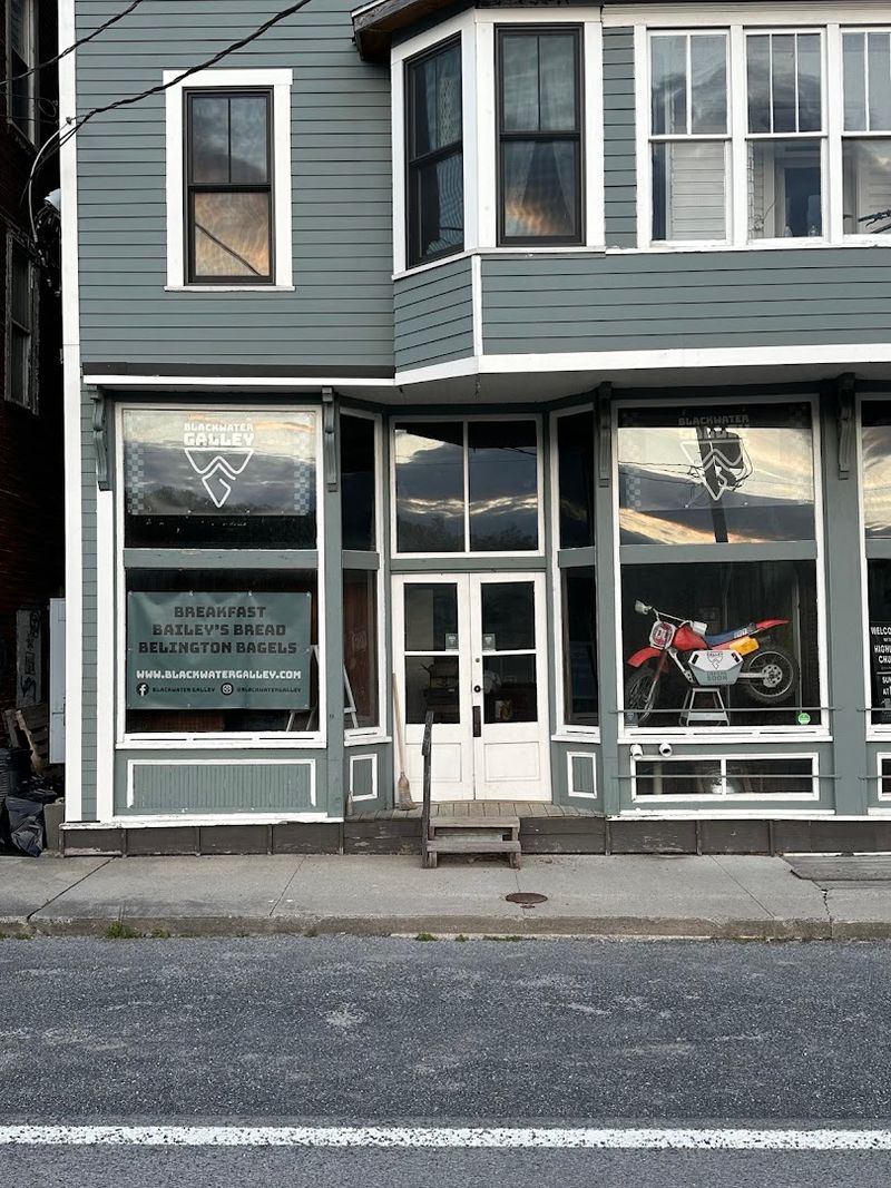 A Veteran-Owned Cafe With a Real Story Behind It A Veteran-Owned Cafe With a Real Story Behind It