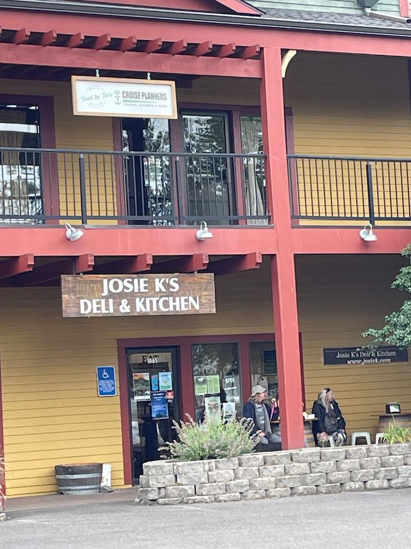 A Women-Owned Gem Hidden in Sunriver A Women-Owned Gem Hidden in Sunriver