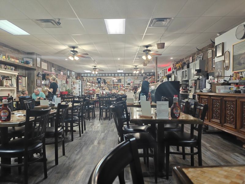 Amish Country Store & Restaurant Amish Country Store & Restaurant