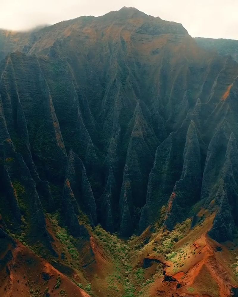 Ancient Hawaiian History Hidden in the Valleys