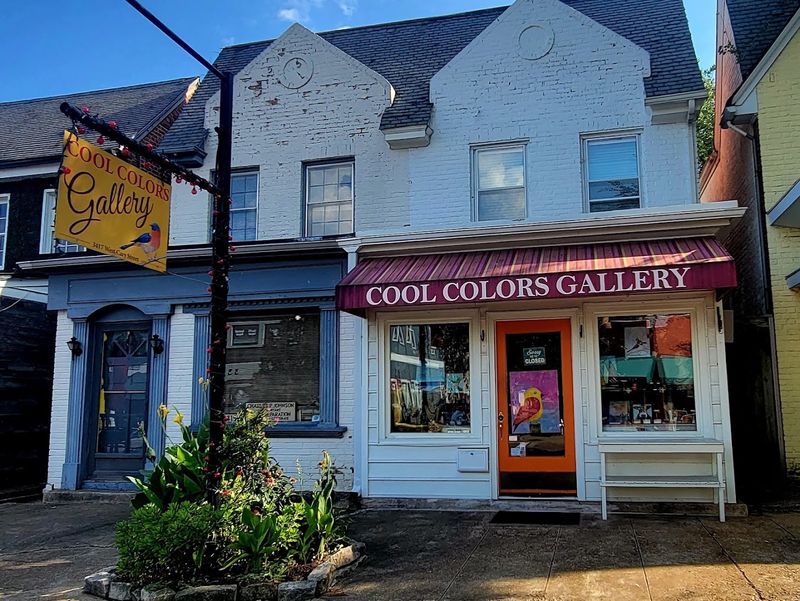 Art Galleries and Creative Spaces That Elevate the Whole District