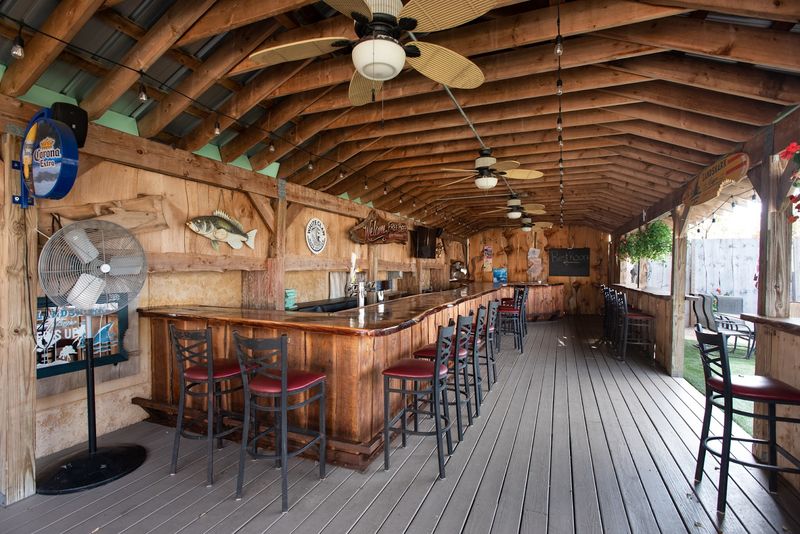 Arties Bar and Grill, Frenchtown Arties Bar and Grill, Frenchtown