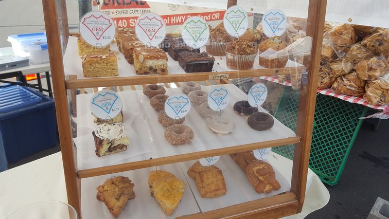 Artisan Baked Goods and Pastries to Start Your Weekend Artisan Baked Goods and Pastries to Start Your Weekend