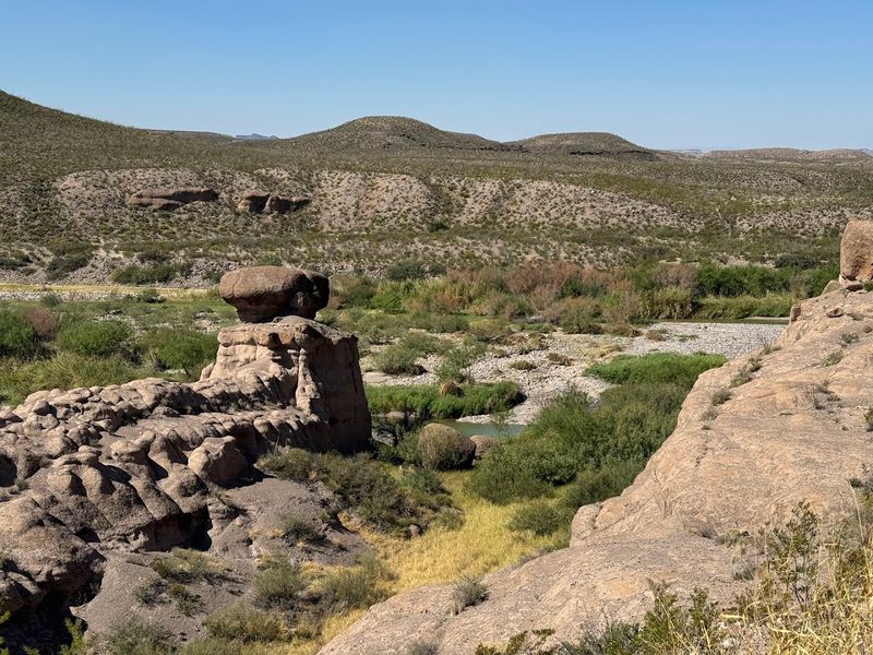 Balanced Rocks That Seem to Defy Every Law of Physics