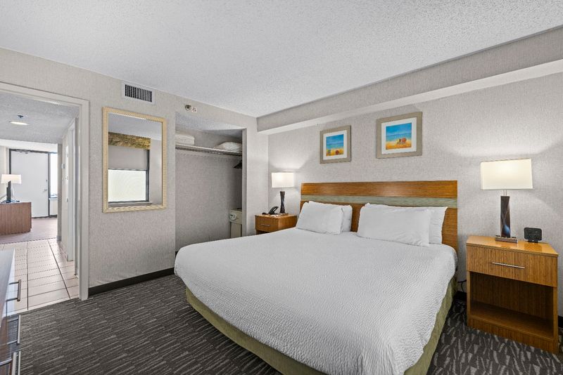 Barclay Towers Resort Hotel