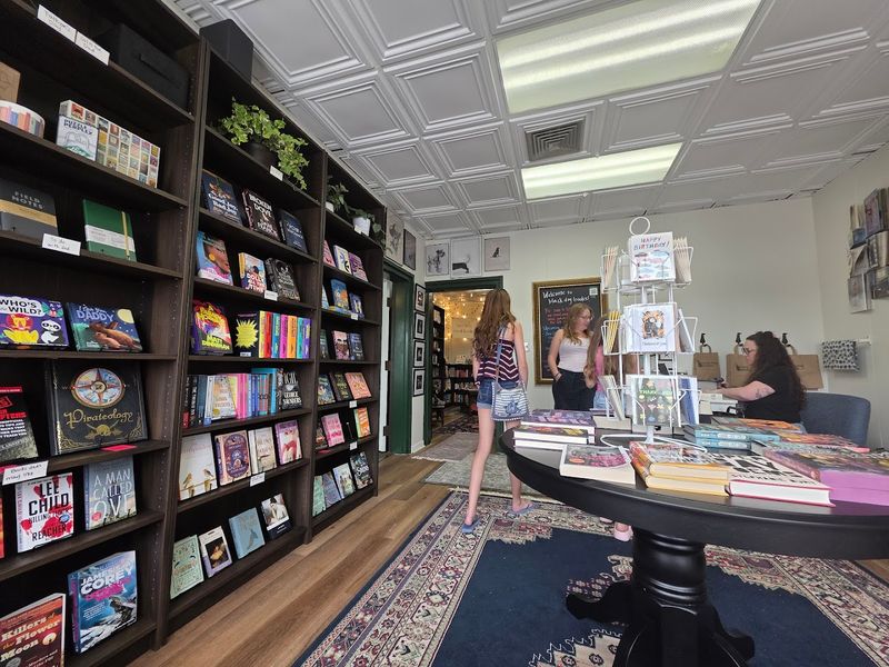 Black Dog Books