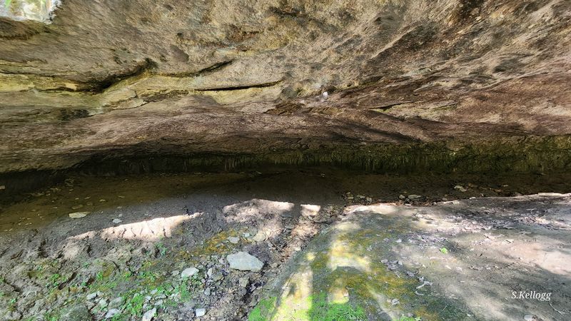 Bluffs And Rock Shelters Hold Deep History