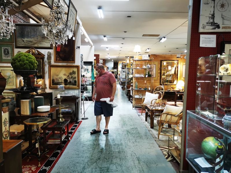 Books, Textiles, Quilts, and Architectural Salvage Books, Textiles, Quilts, and Architectural Salvage