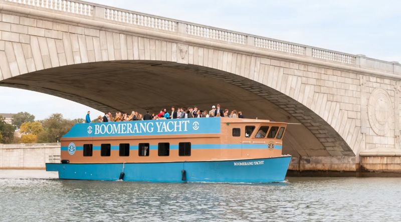 Boomerang Boat Tours, Potomac River Boomerang Boat Tours, Potomac River