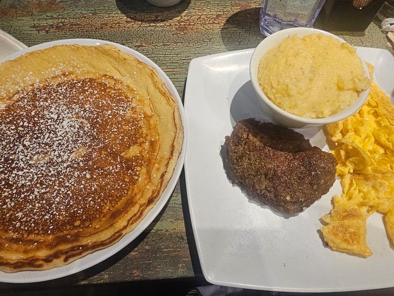 Breakfast All Day and Every Reason to Stay