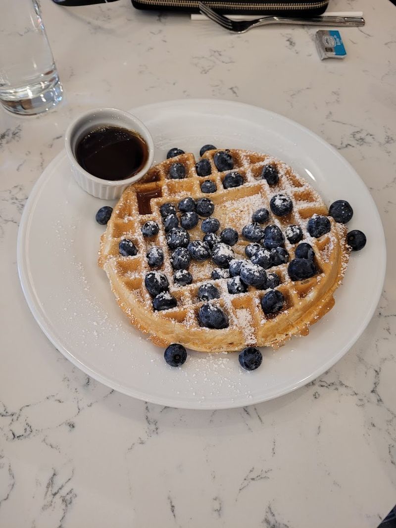 Breakfast Hours That Actually Work for Travelers