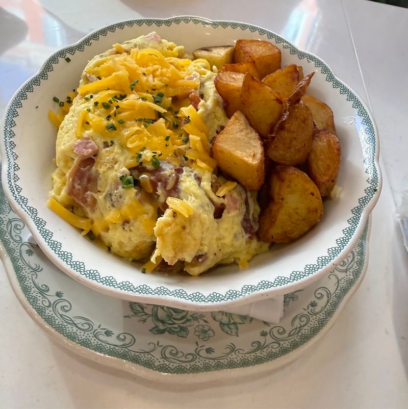 Breakfast That Actually Feels Worth The Wait Breakfast That Actually Feels Worth The Wait