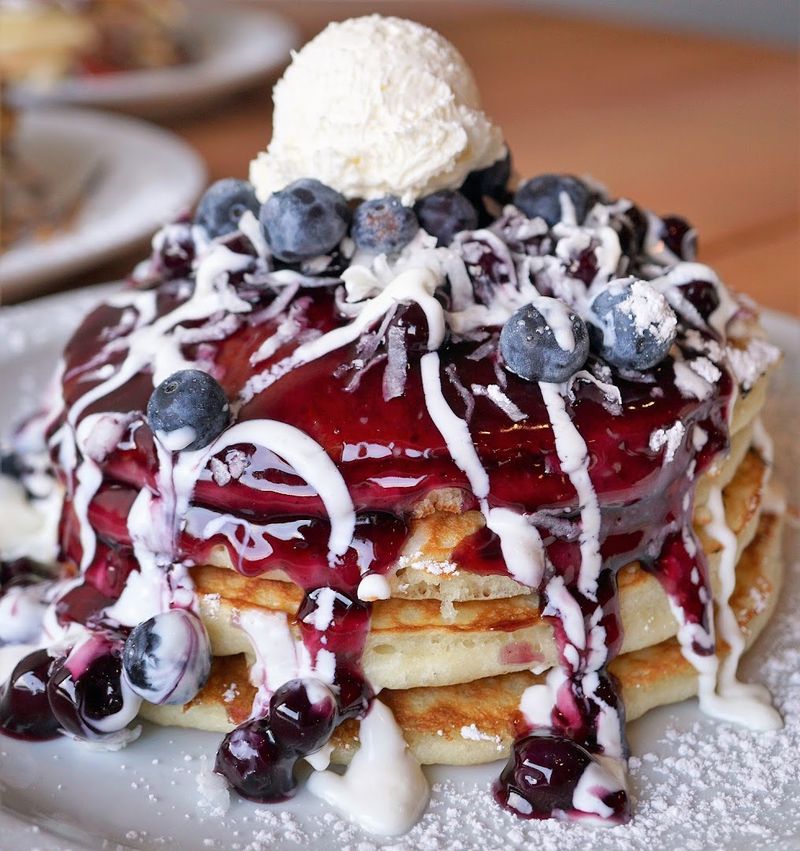 Brownstone Pancake Factory (Brick) Brownstone Pancake Factory (Brick)