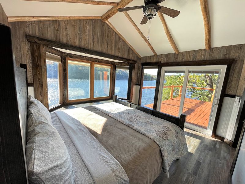 Cabins That Keep Things Simple