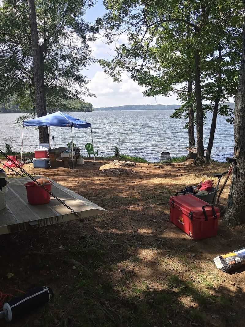 Camping Right on the Water for the Full Experience Camping Right on the Water for the Full Experience