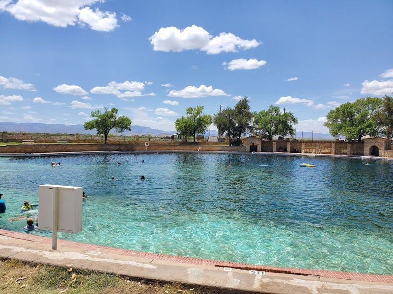 Camping and Lodging at the San Solomon Springs Courts