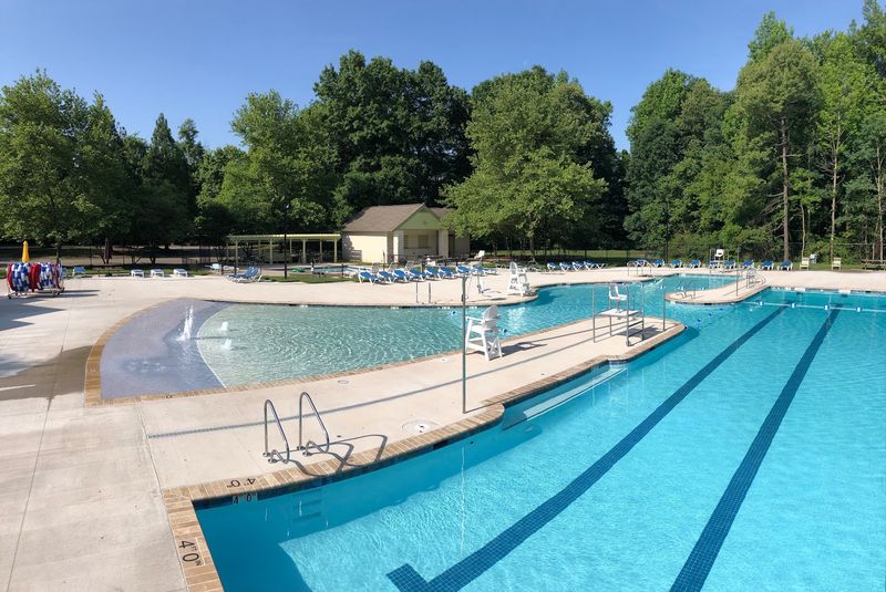 Carter Park Pool in Ashland