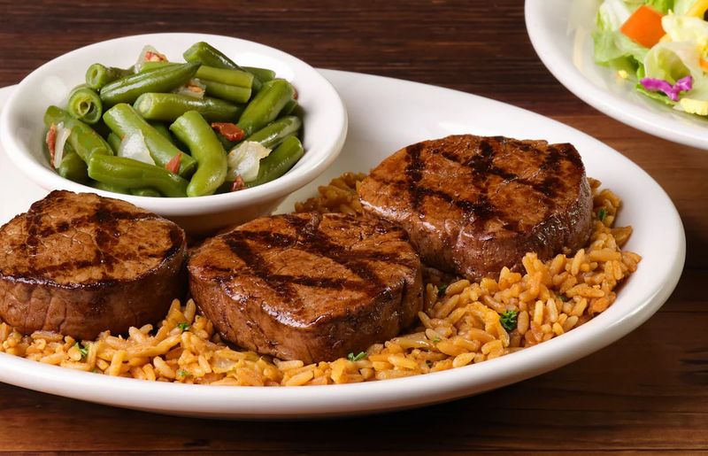 Cattle Baron Steakhouse, Medford