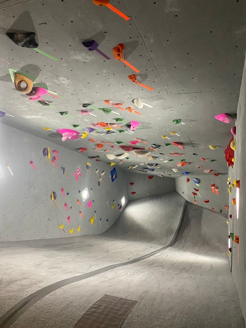 Caves, Walls, and Pure Grip Caves, Walls, and Pure Grip