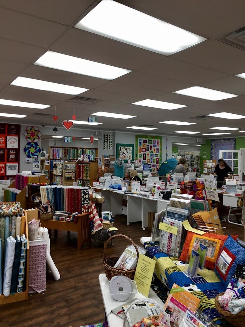 Classes, Clubs, and a Real Quilting Community Classes, Clubs, and a Real Quilting Community