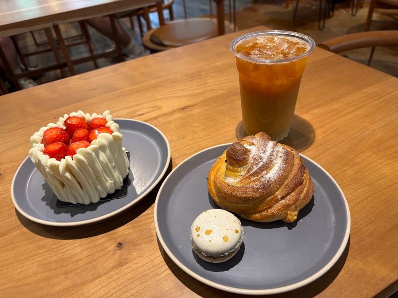 Coffee That Deserves as Much Attention as the Pastries Coffee That Deserves as Much Attention as the Pastries
