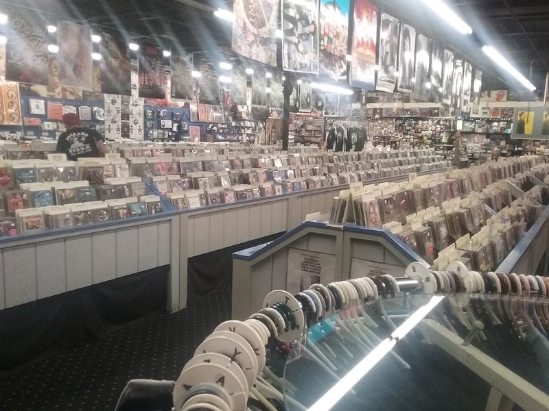Come Browse the Old-School Atmosphere That Feels Completely Real
