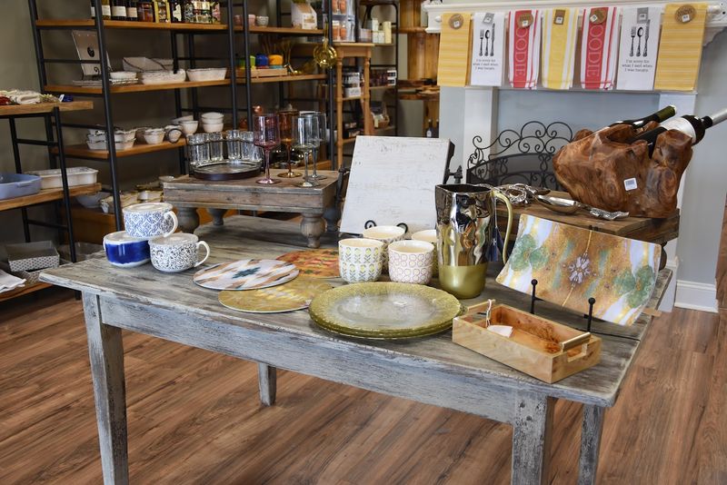 Come Feel the Welcoming Southern Market Atmosphere