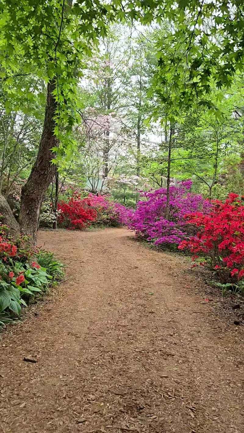 Come Walk Three Miles of Landscaped Garden Trails Come Walk Three Miles of Landscaped Garden Trails