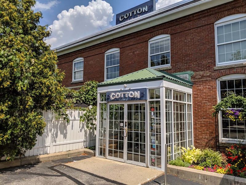 Cotton Restaurant, NH