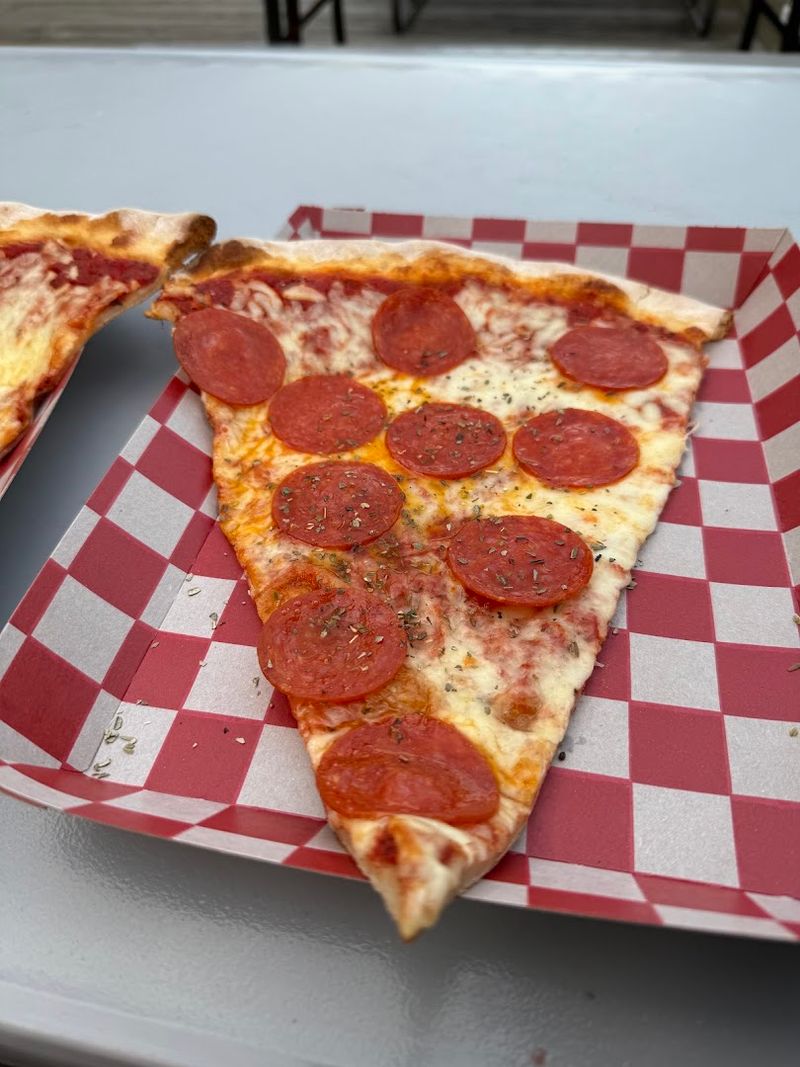 Crispy Crust, Perfect Sauce, and the Art of the Boardwalk Fold Crispy Crust, Perfect Sauce, and the Art of the Boardwalk Fold