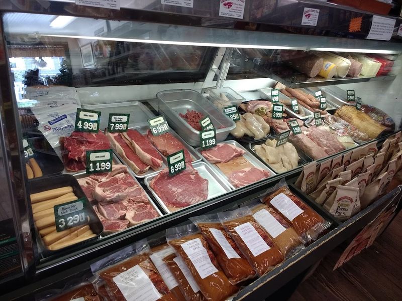 Custom-Cut Steaks That Keep Locals Coming Back Custom-Cut Steaks That Keep Locals Coming Back