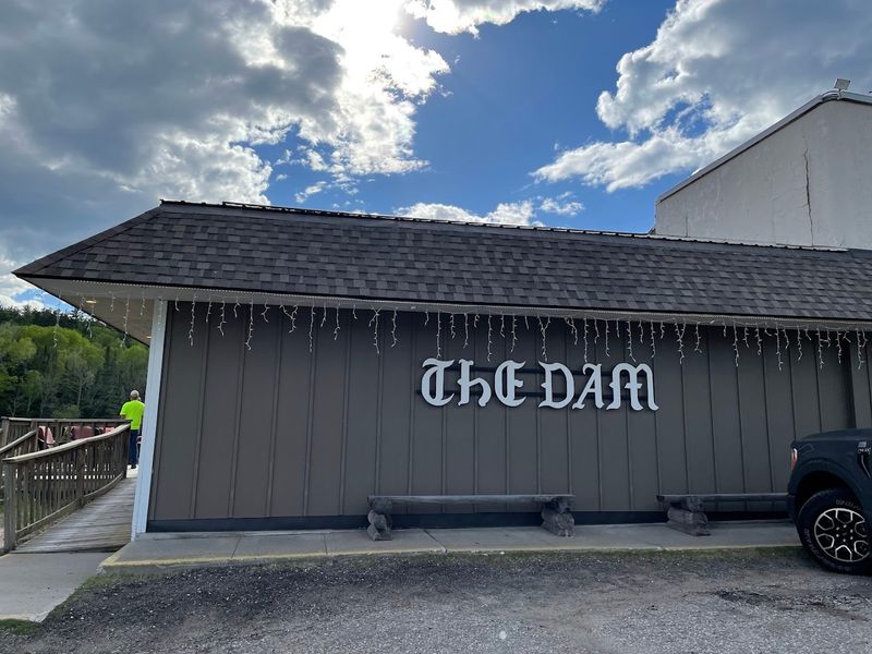 Dam Supper Club, Orr